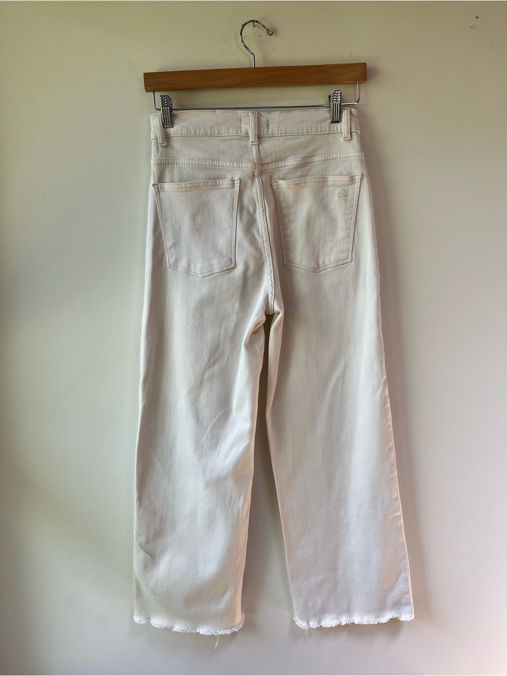 DL1969 Hepburn Wide Leg High-Rise Cropped Jeans in Eggshell - 27 waist - Picture 3 of 10